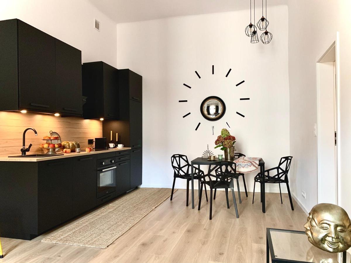 Black Velvet Apartment Cracovia Exterior foto